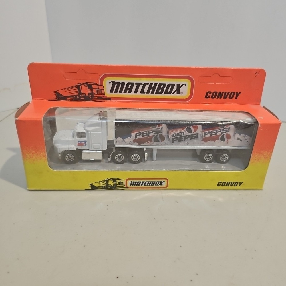 Vintage Matchbox Super Rigs / Convoy - PEPSI Transporter Truck 1996 HTF New